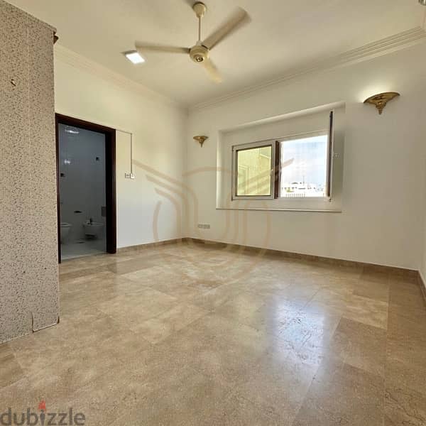 AL QURUM | EXCELLENT 2 BR APARTMENT FOR RENT 4