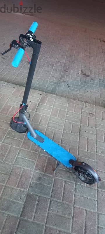 electric scooter size 8 my WhatsApp 97658846