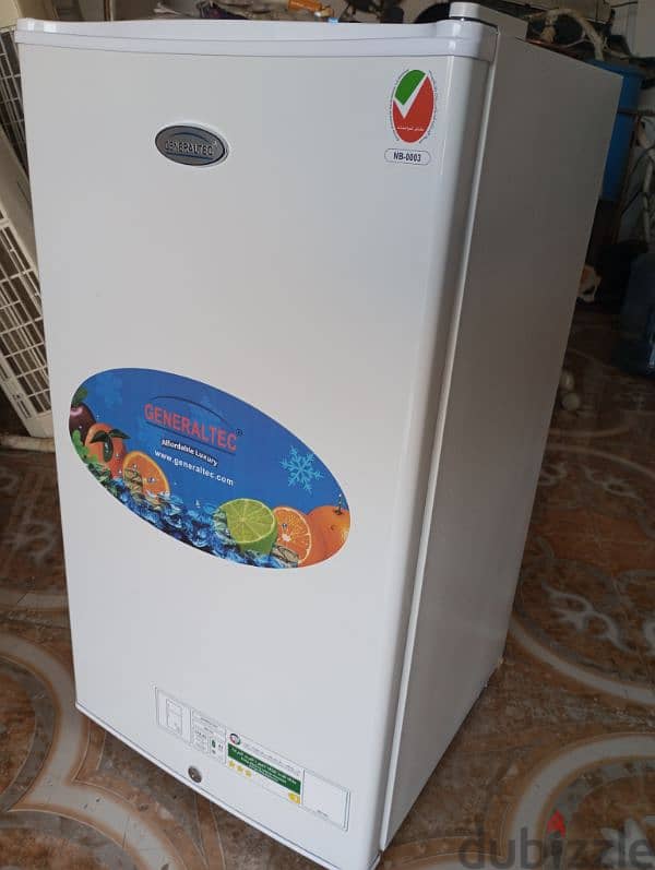 6 month used Generaltek bedroom size refrigerator 0