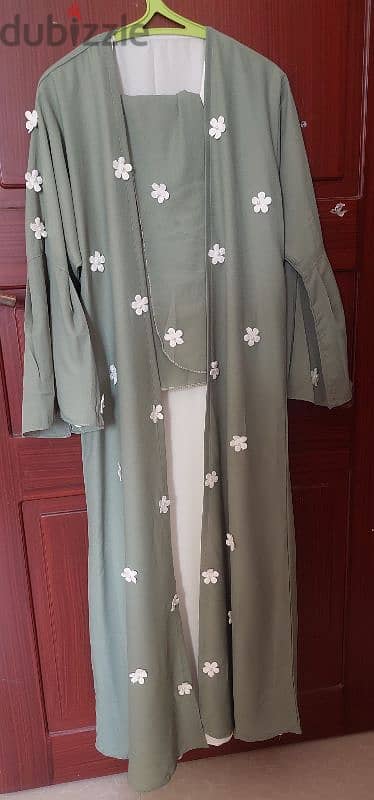 Brand new women abayas 3