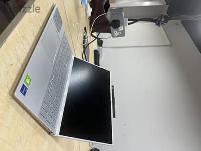 Barely used Dell Inspiron 15 5000 i7 11th gen