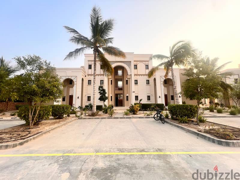 Townhouse with Breathtaking Lake Views, Hawana Salalah بيت للبيع هوانا 0