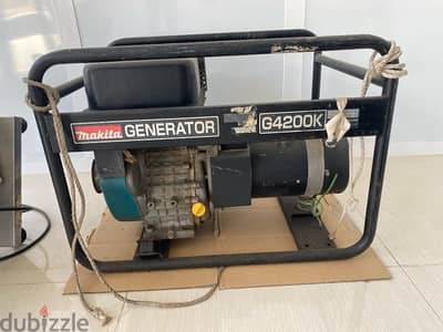 MAKITA GENERATOR G4200K (220-230 Volt)