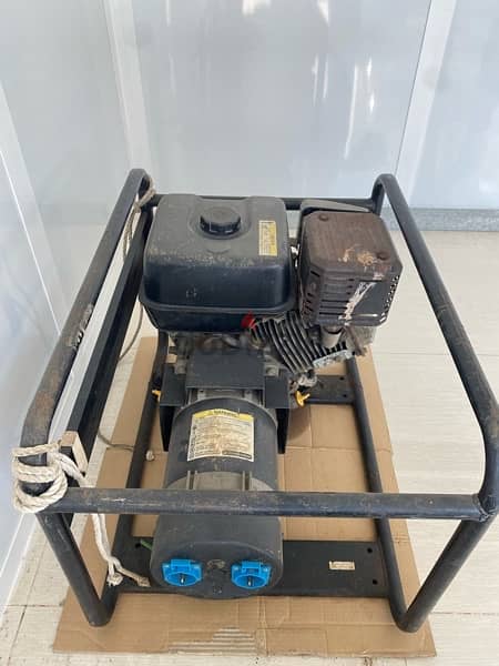 MAKITA GENERATOR G4200K (110 Volt) 2