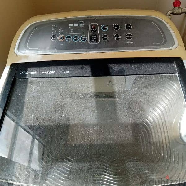 samaung Washing Machine for sale . Almari and chir table 5