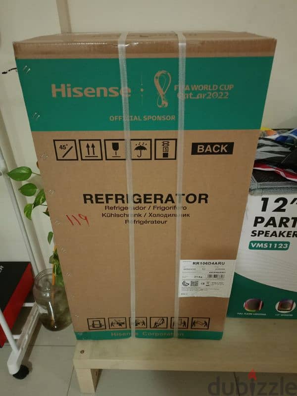 hisence mini fridge 1