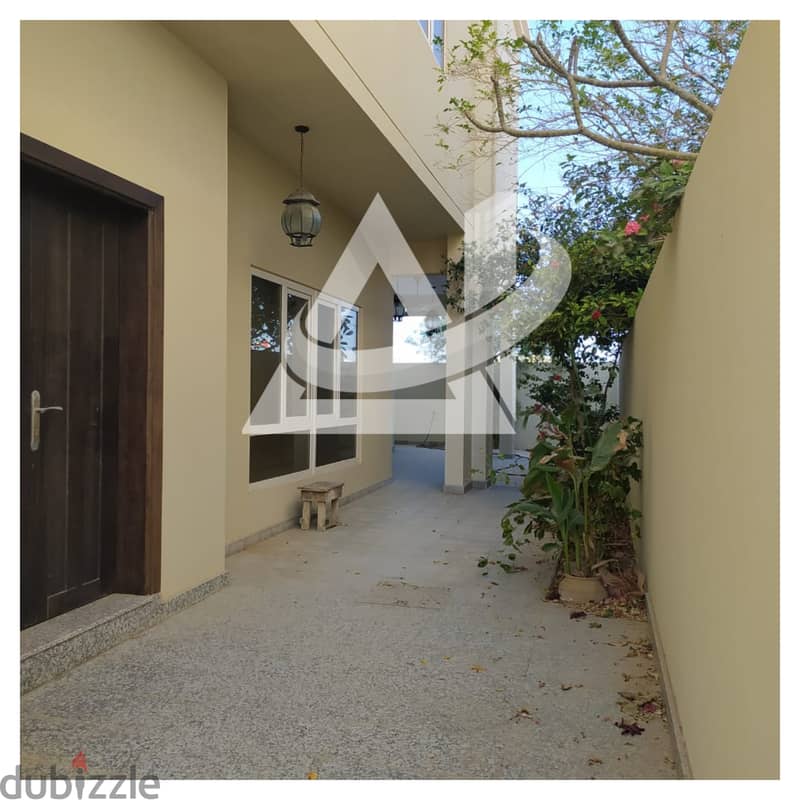 ADV119**Fully Furnithed 4BHK+Maid villa for rent in Mawaleh North 2