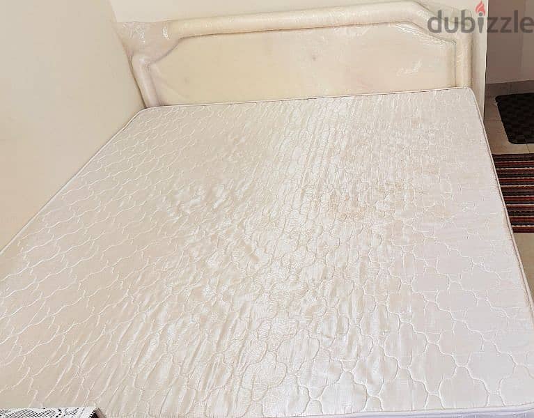 Diwan Bed - King Size 1