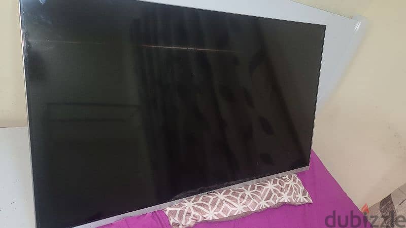 للبيع تلفاز 50 بوصه (سمارت TV) Smart TV 6