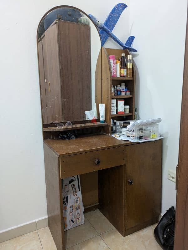 Dressing Table Makeup desk 2