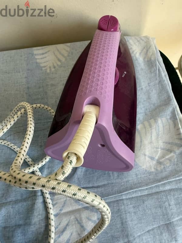 Steam Iron 1