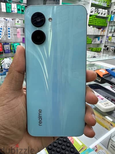 Realme C33