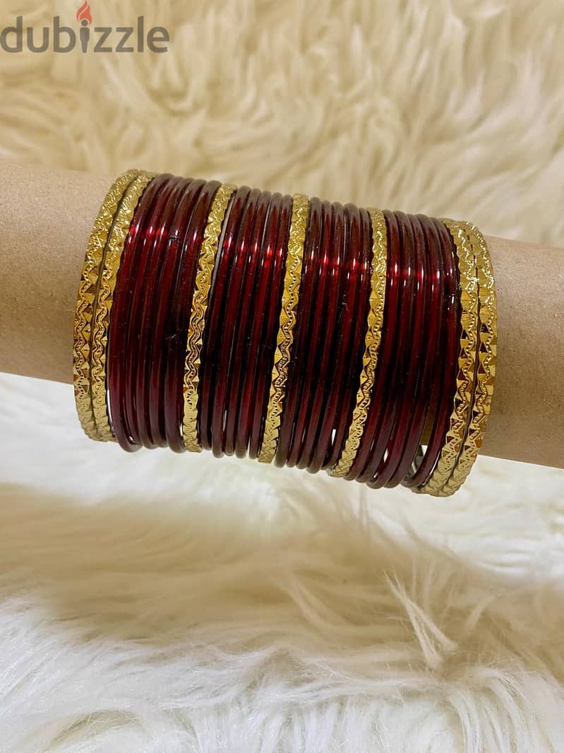 BANGLES AND HENNA FOR EID 0.700 BAISA ONLY!! 6