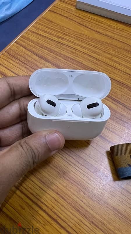 AirPods Pro for urgent sale 1