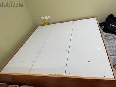 King size dismantle type coat.