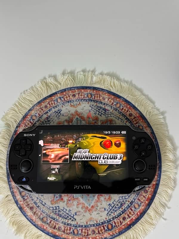 بلايستيشن فيتا playstation vita 4