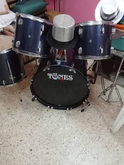 Musical drum set