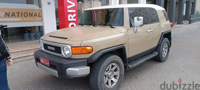 ramadan offer on Fj Cruiser 4.0 V6 2021 for rent