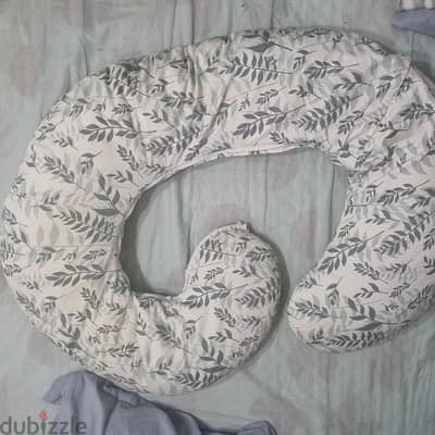 Juniors Pregnancy Pillow