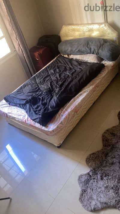 Bed,mattress,blanket,pillow