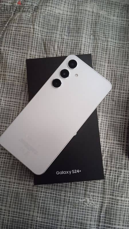 samsung s24+ 12/256 white 0