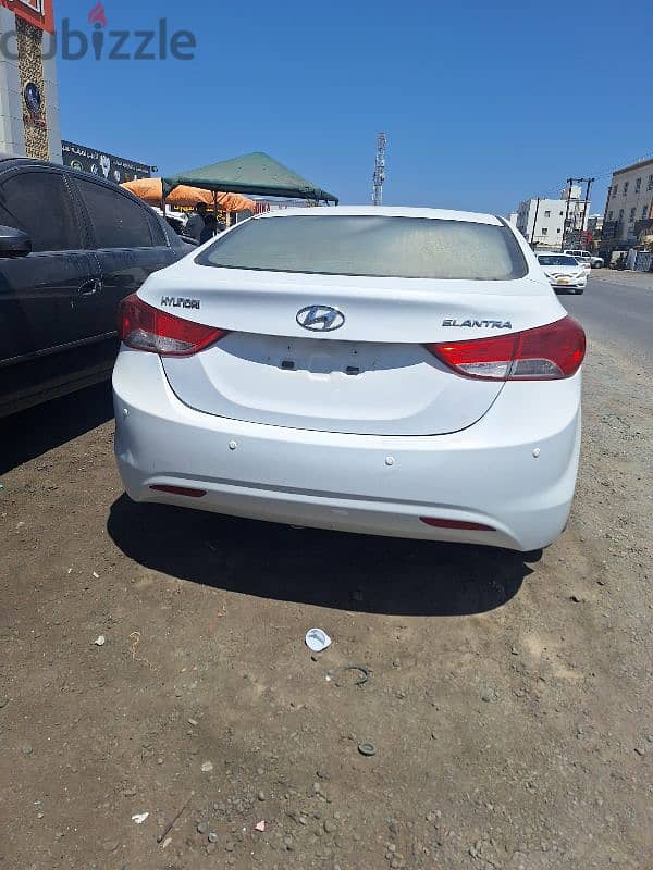 Hyundai Elantra 2012 All parts available 1