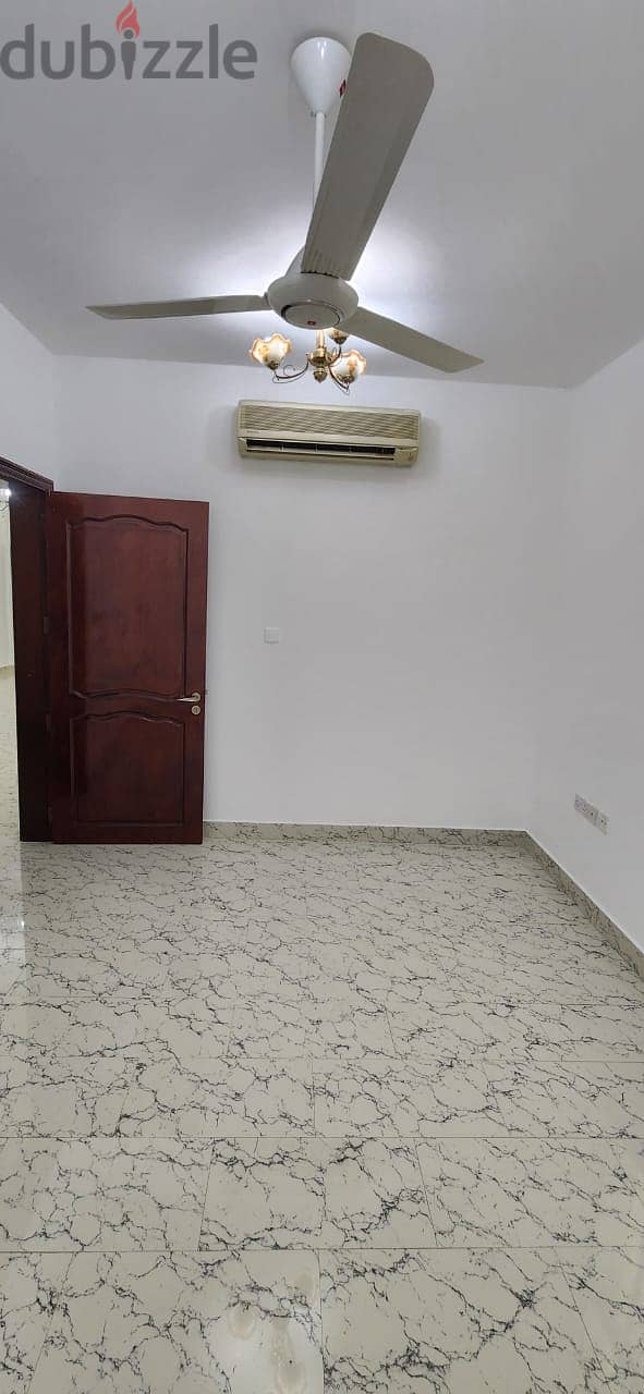 1ME50 - 3 Bhk Flat For Rent In Azaiba 6