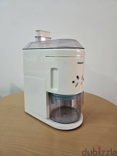 Philips Juicer. Assured gift on visit