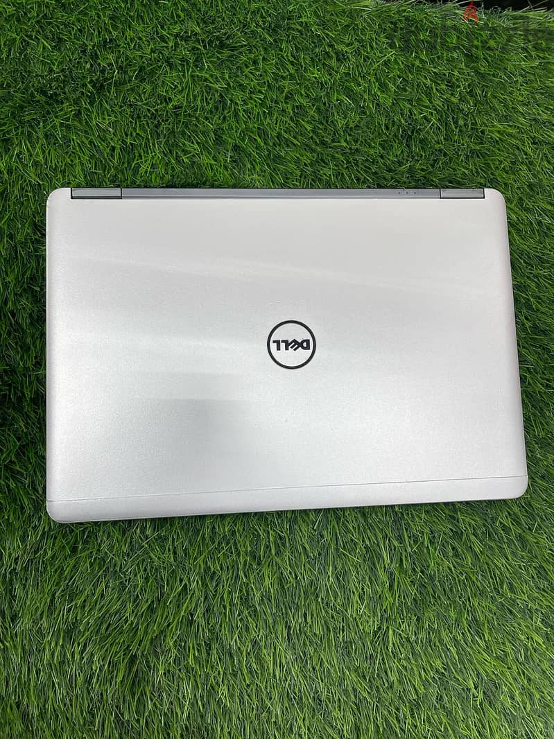 Dell E7440 Core i7 | 16GB RAM | 256GB SSD – Fast & Reliable Laptop! 4