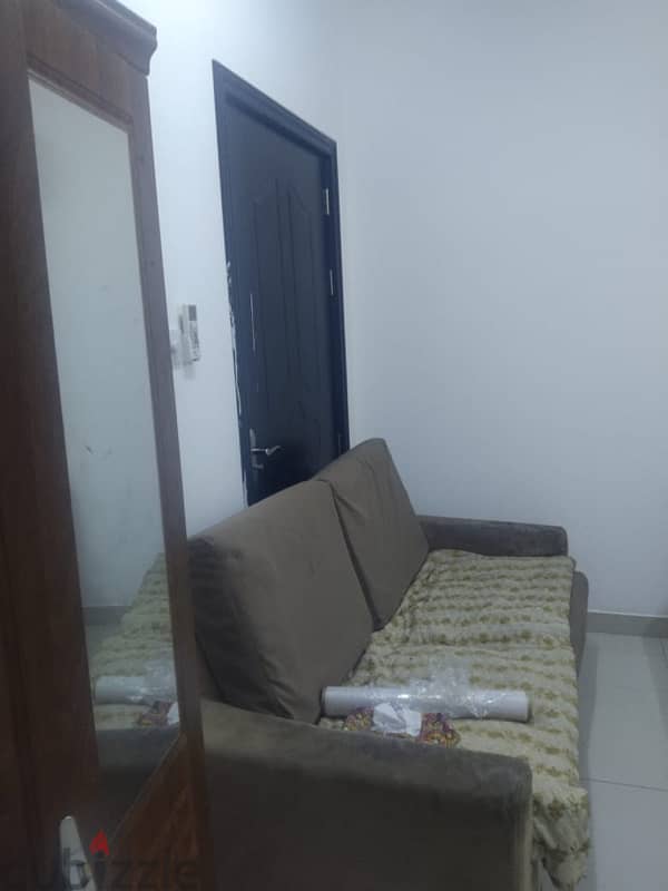 rooms for rent in Maabilah غرف للإيجار المعبيله 2