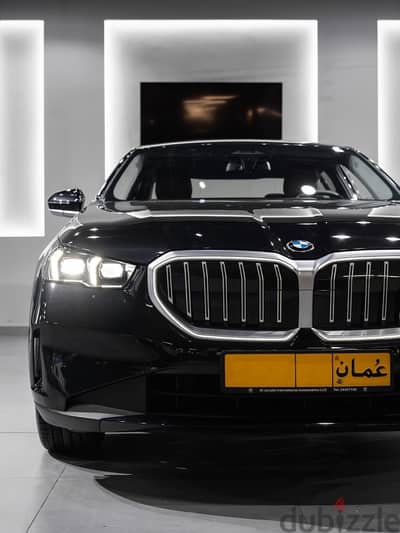 BMW 5-Series وكالة عمان - الشكل الجديد كليا -