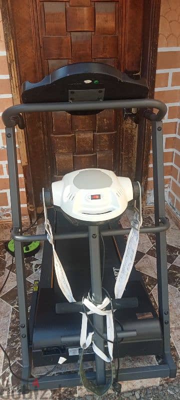 Treadmill with stomach tightening device 5