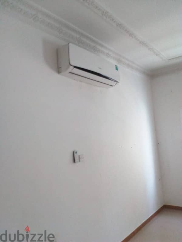 شقه ارضيه العذيبه مع واي فاي من المالكazibah flat with free wifi 2