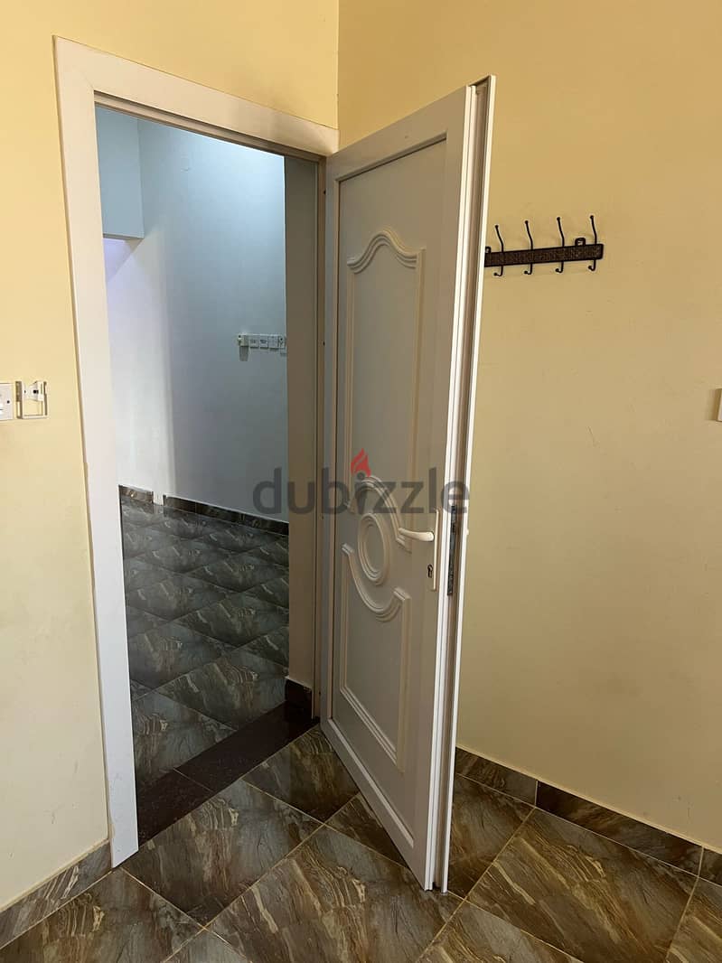 Furnished rooms for rent in Quriyat 0