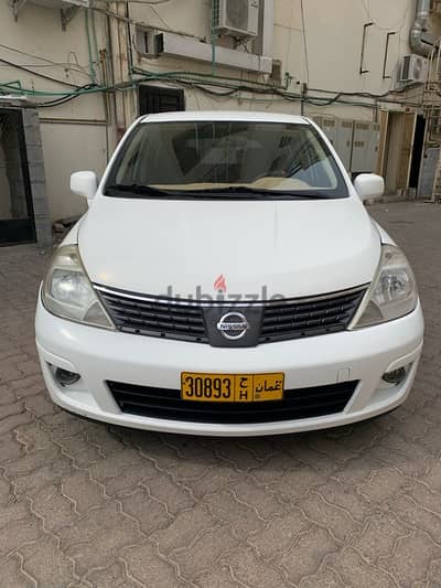 Nissan Versa 2011