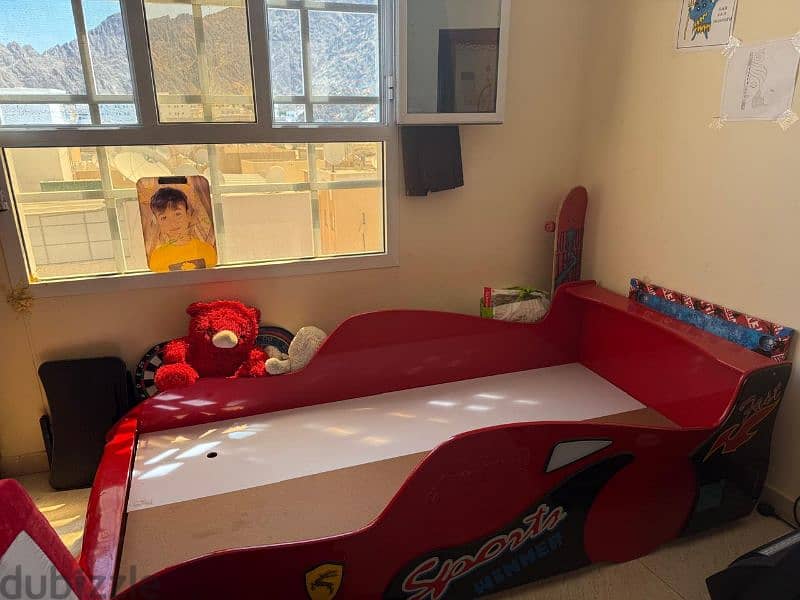 Foldable kids car shaped bed 2