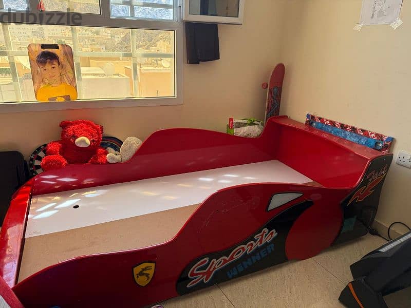 Foldable kids car shaped bed 3