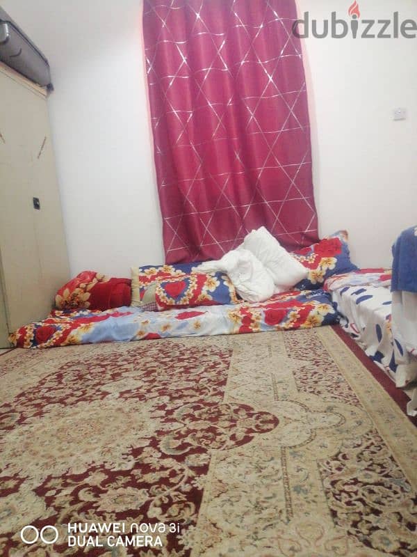 loking room for rent in amrat 0