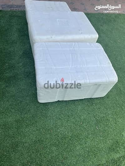 5 big size cooling white boxes 60ltr