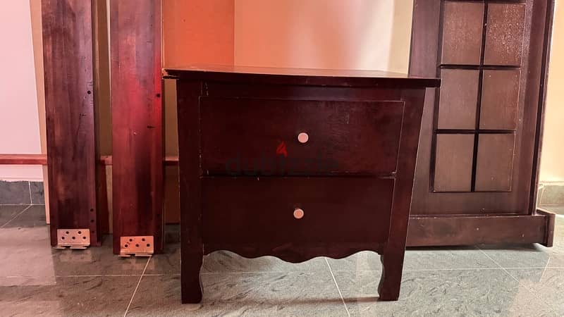 Used furniture in good condition 1