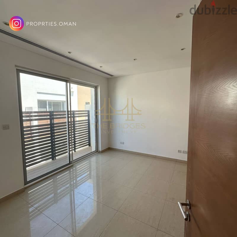 For Rent: Beautiful Townhouse in Al Mouj 3