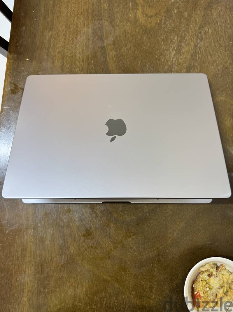 MacBook Pro M1, 16 Inch 9