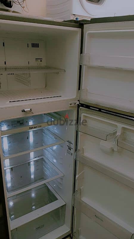 LG fridge like new condition 1