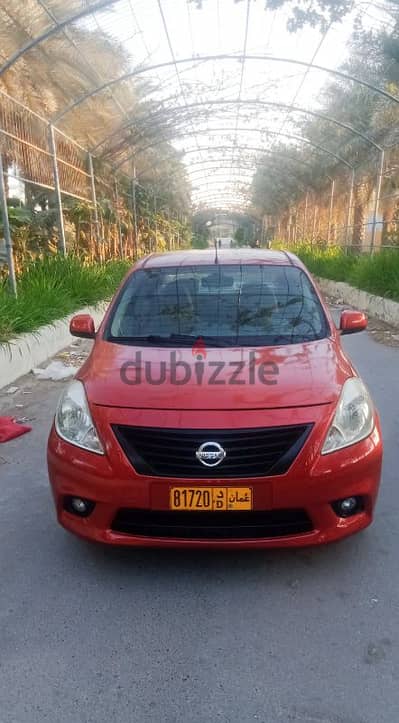 Nissan Sunny 2012