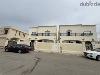 corner villa for rent in hail south near al Sultan school