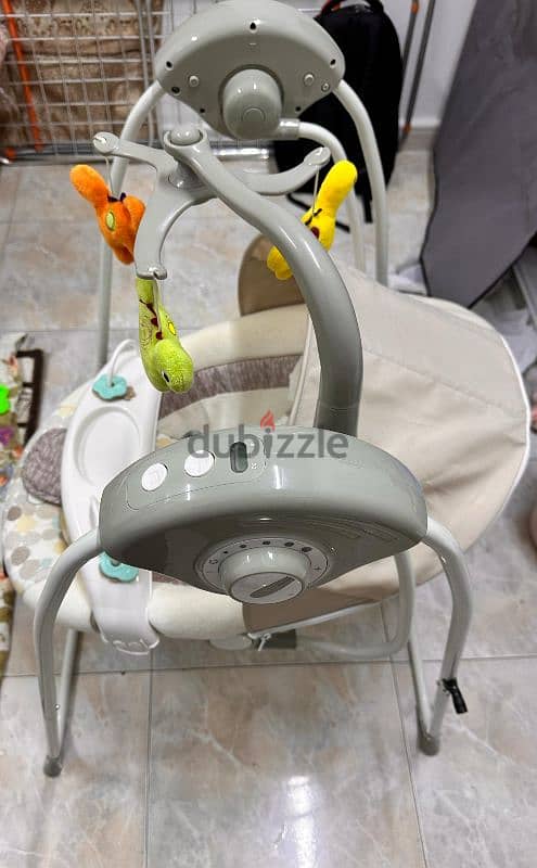 Baby's Electric swing in excellent condition 3