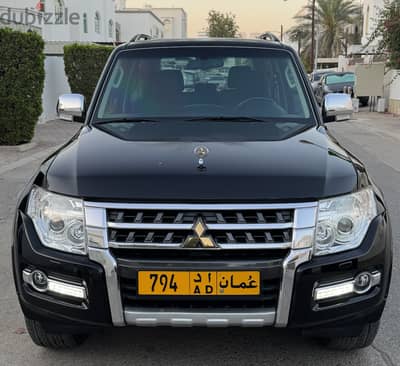 Mitsubishi Pajero GLS 2018 Black 3.8L SUV 4WD 3 Doors