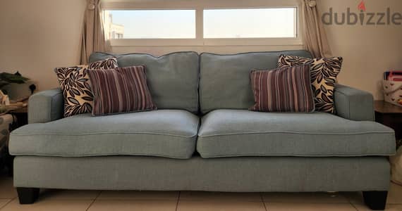 3 seater sofa with 4 cushions