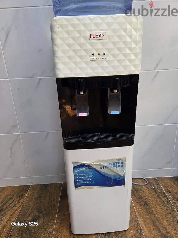 Water dispenser  for Sale 0