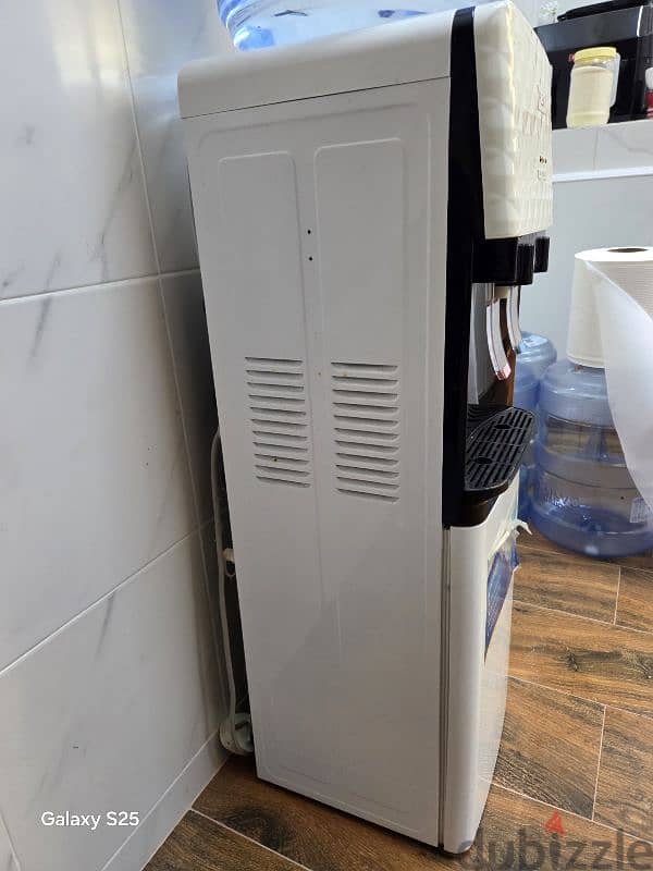 Water dispenser  for Sale 2